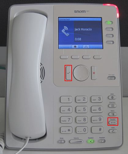 Snom 821 - Transfer Call